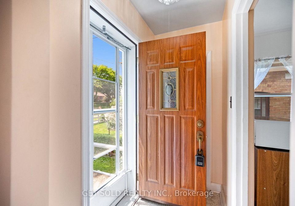 131-clearbrooke-circle-etobicoke-ontario-w13419308