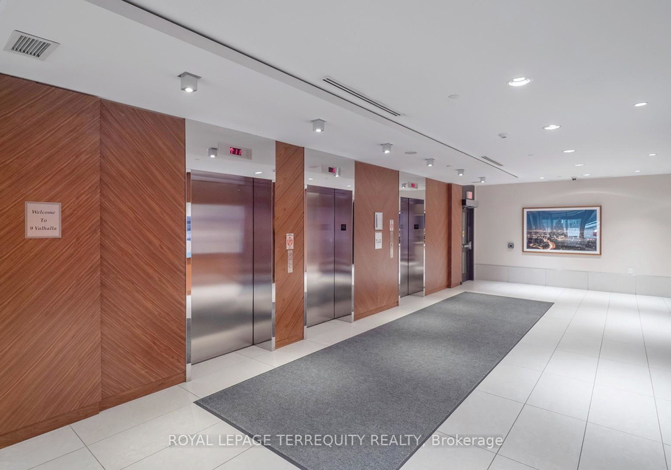 9-valhalla-inn-road-etobicoke-ontario-w13419362