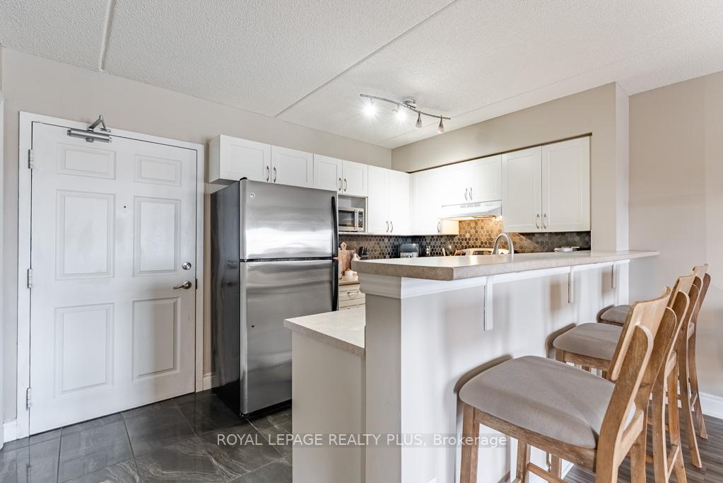 1370-main-street-e-milton-ontario-w13419434