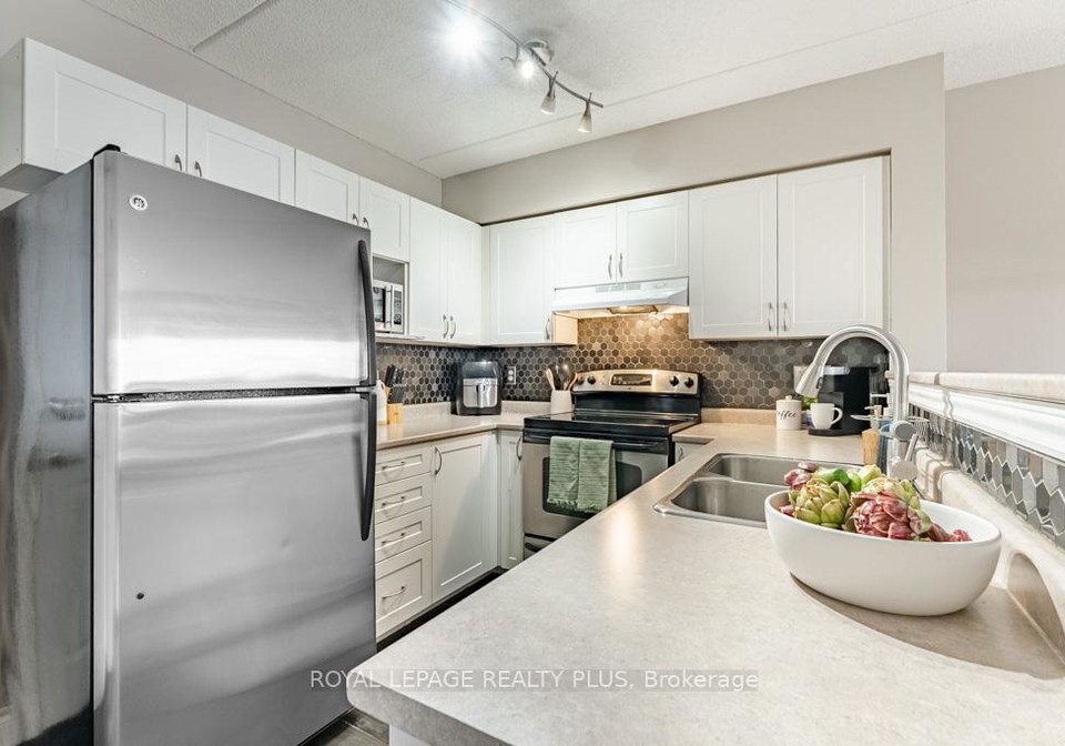 1370-main-street-e-milton-ontario-w13419434