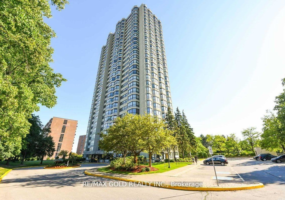 8-lisa-street-brampton-ontario-w13419464