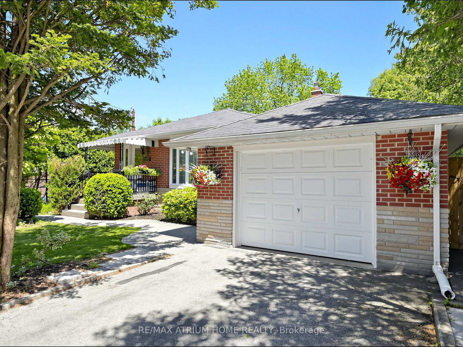 606-parkside-drive-oakville-ontario-w13419946
