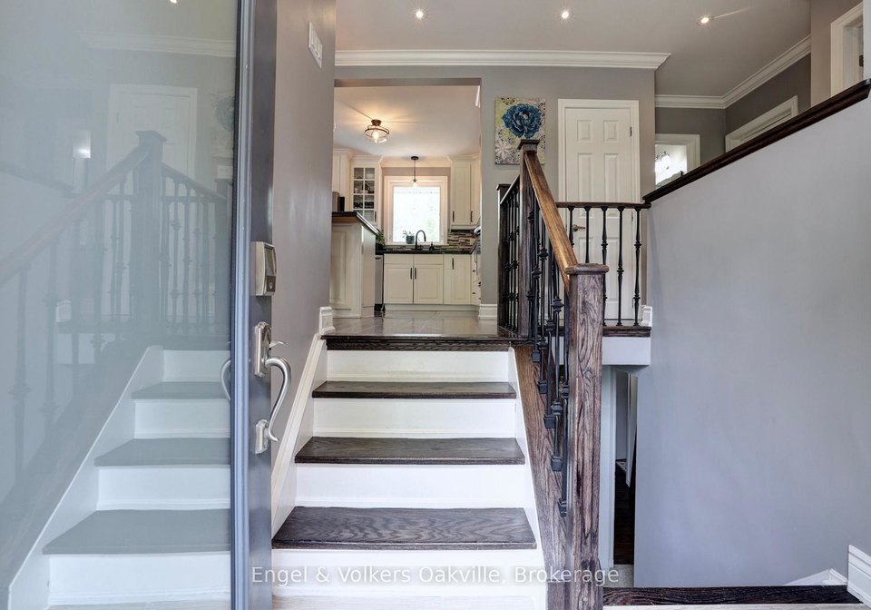 465-fourth-line-oakville-ontario-w13420662