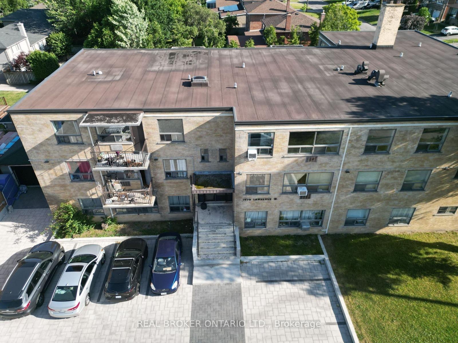 1079-lawrence-avenue-w-north-york-ontario-w13420760