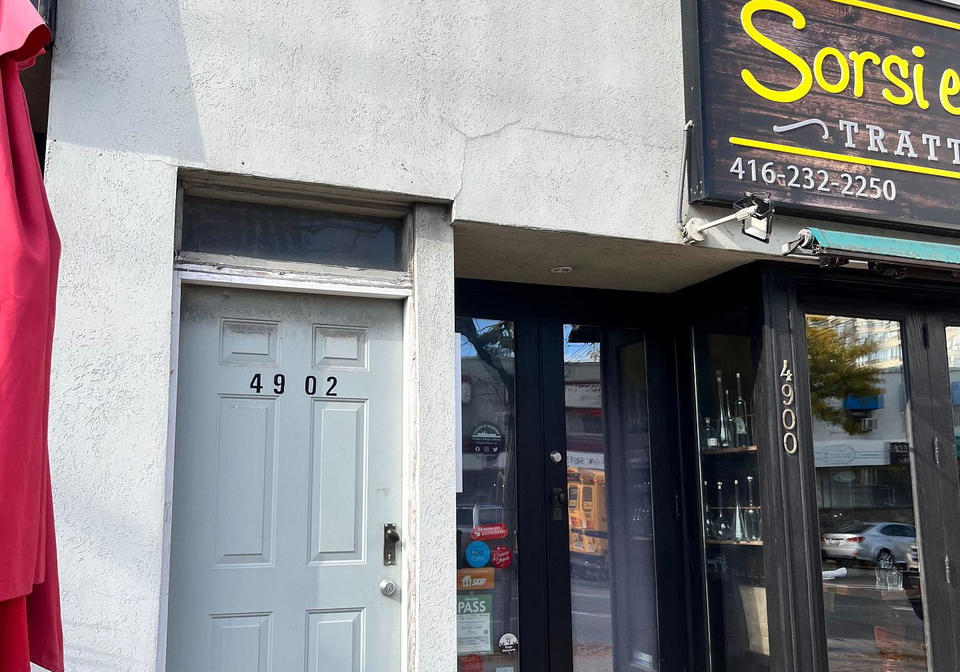 4902-dundas-street-w-etobicoke-ontario-w13420848
