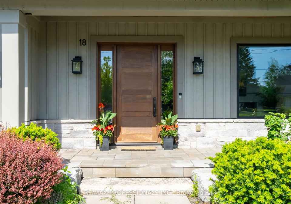 18-florence-drive-oakville-ontario-w13421044