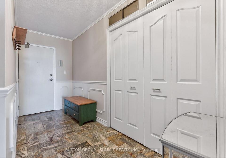 1535-lakeshore-road-e-mississauga-ontario-w13421056