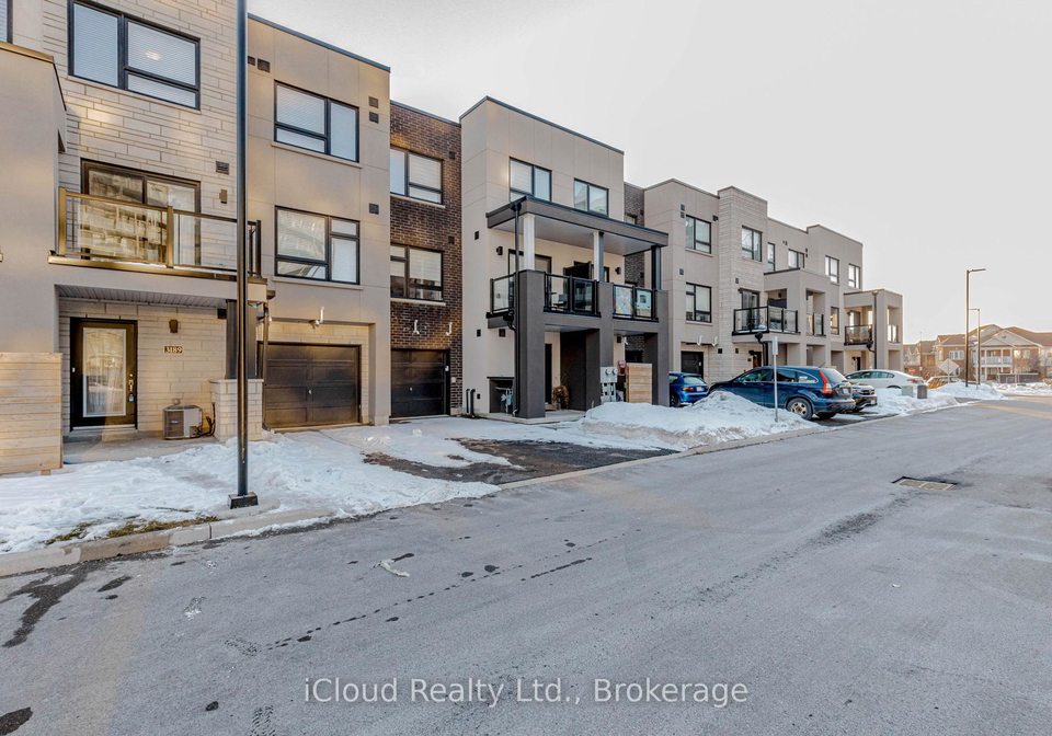3189-bastedo-common-burlington-ontario-w13421206