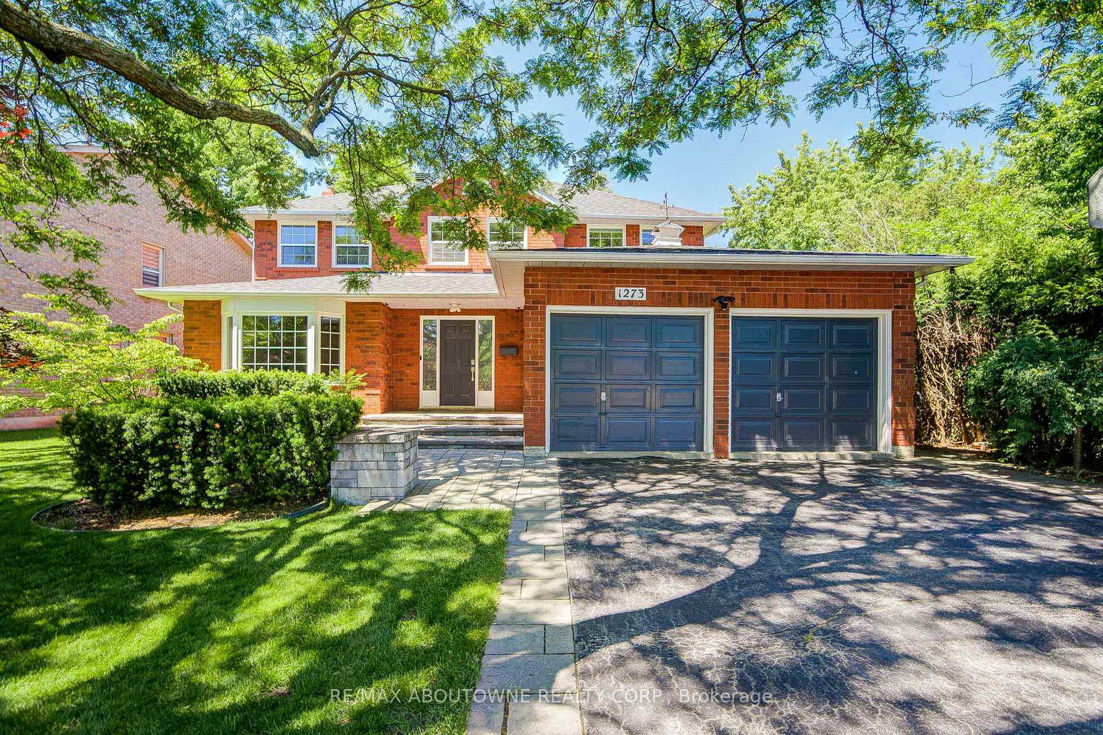 1273-blackthorn-place-oakville-ontario-w13421220