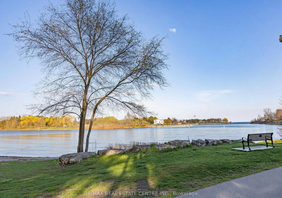 592-montbeck-crescent-mississauga-ontario-w13421222