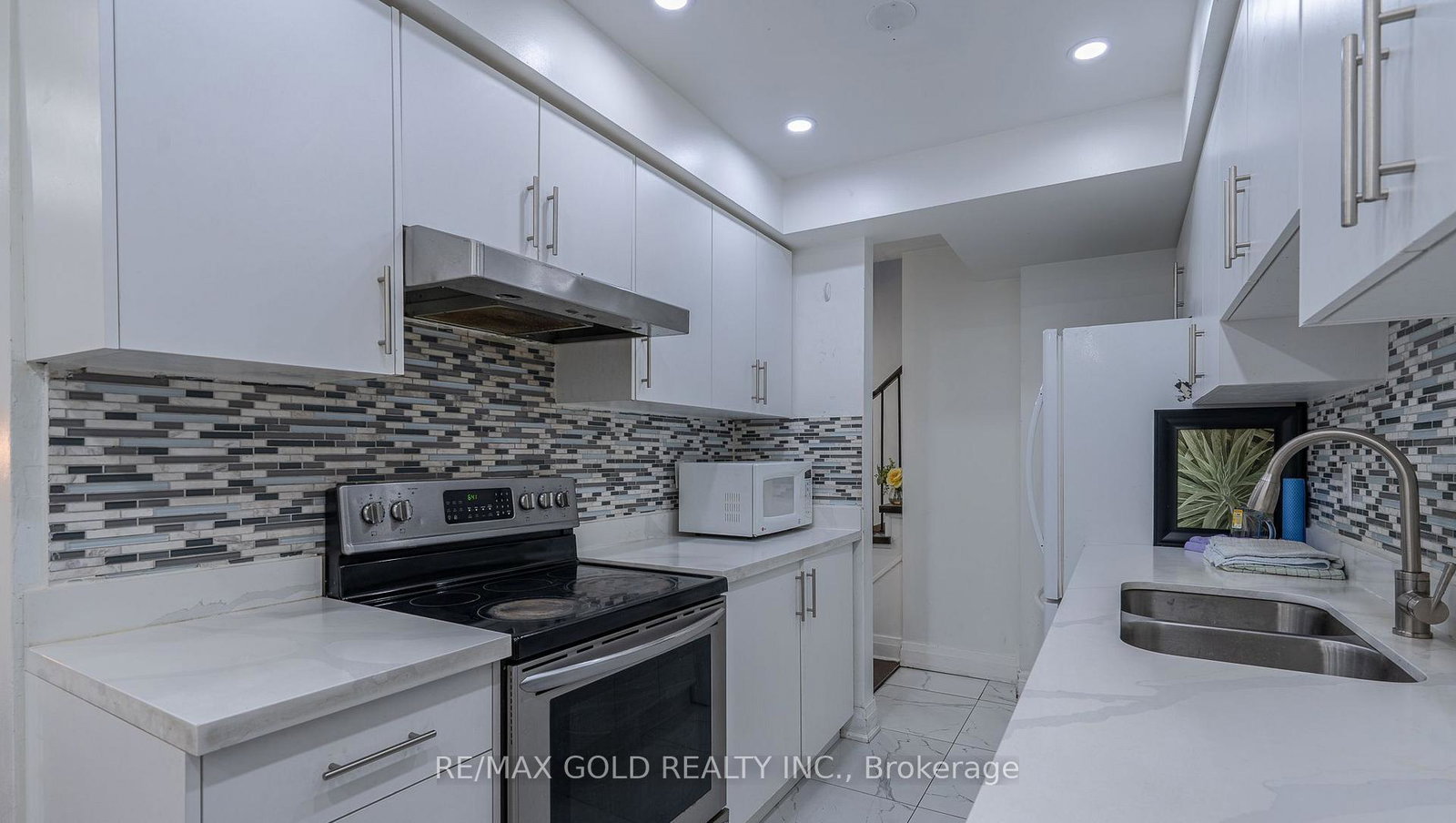 102-bunchberry-way-brampton-ontario-w13421228