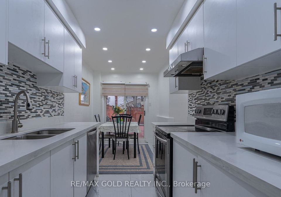 102-bunchberry-way-brampton-ontario-w13421228