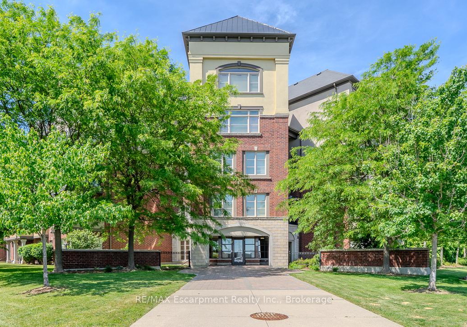 3070-rotary-way-burlington-ontario-w13421486