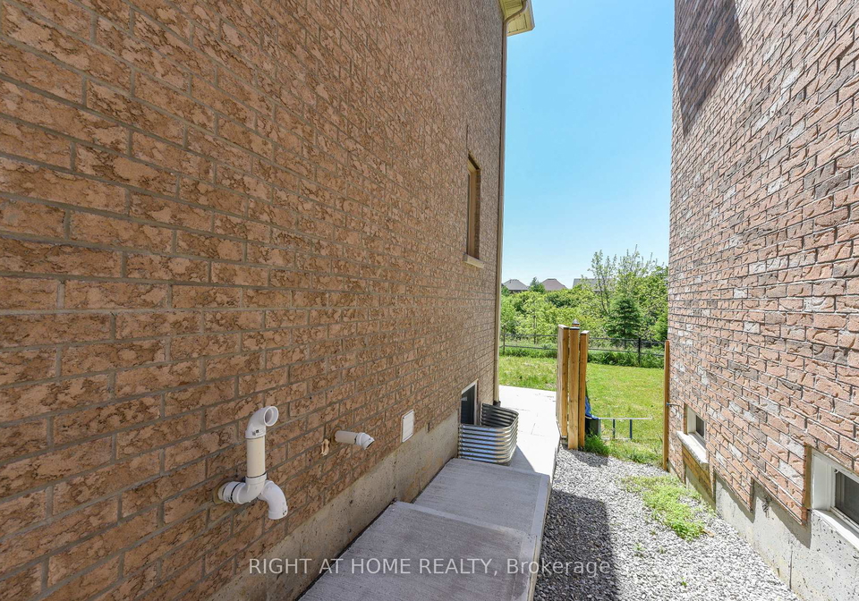 82-elmcrest-drive-brampton-ontario-w13421506