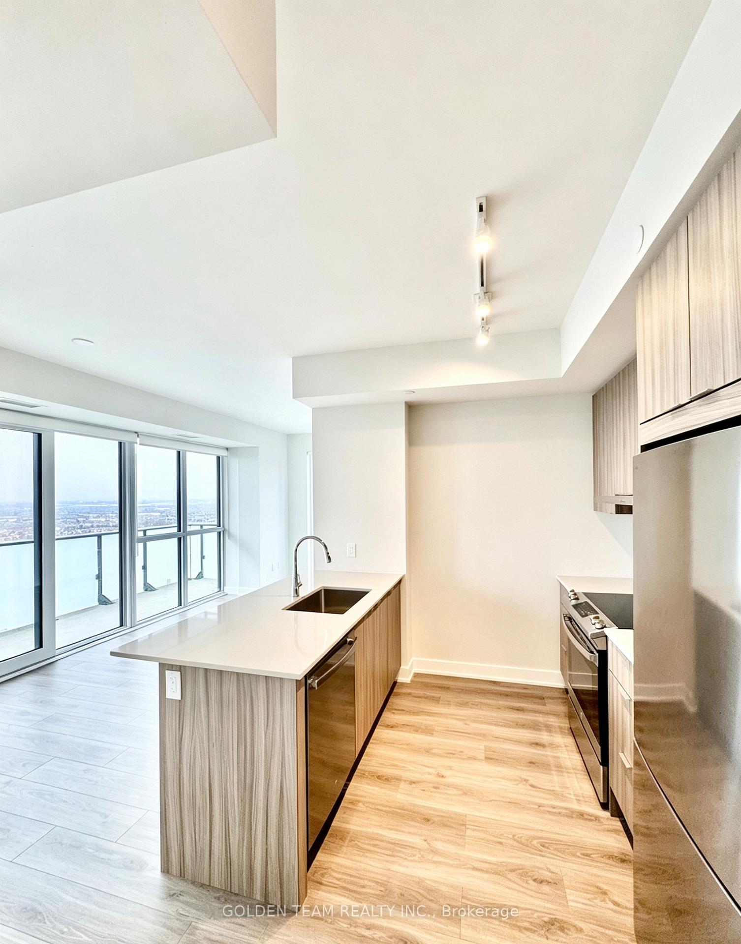 430-square-one-drive-mississauga-ontario-w13421578