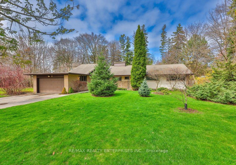 35-hollyrood-heights-drive-mississauga-ontario-w13421718