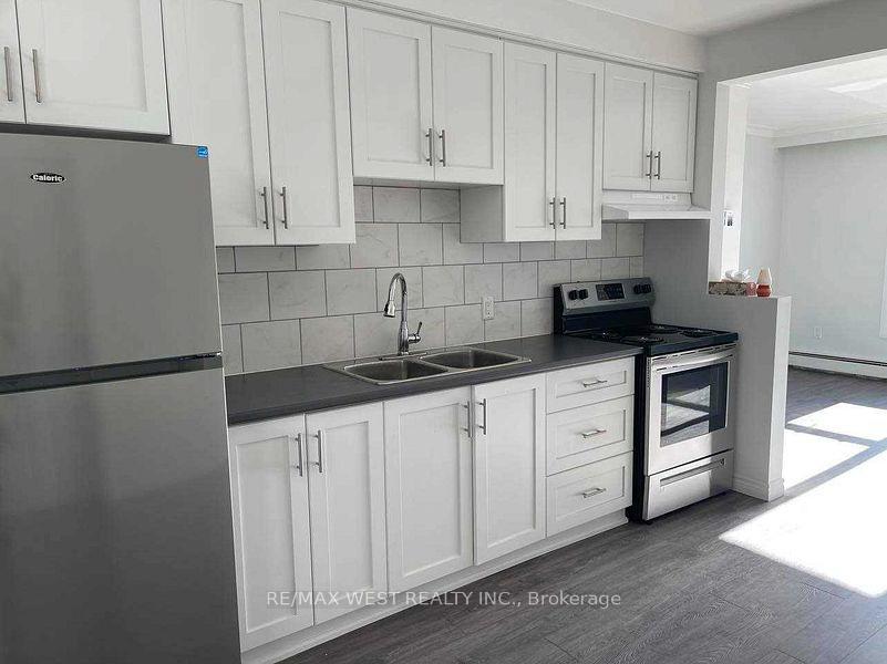 400-royal-york-road-etobicoke-ontario-w13421780