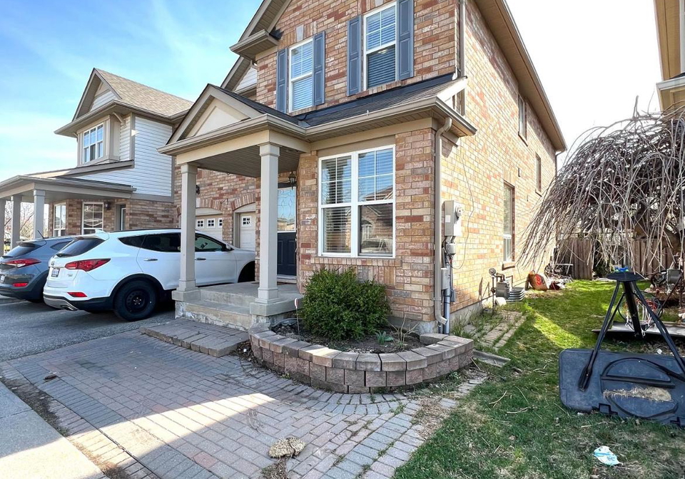 860-luxton-drive-milton-ontario-w13422030
