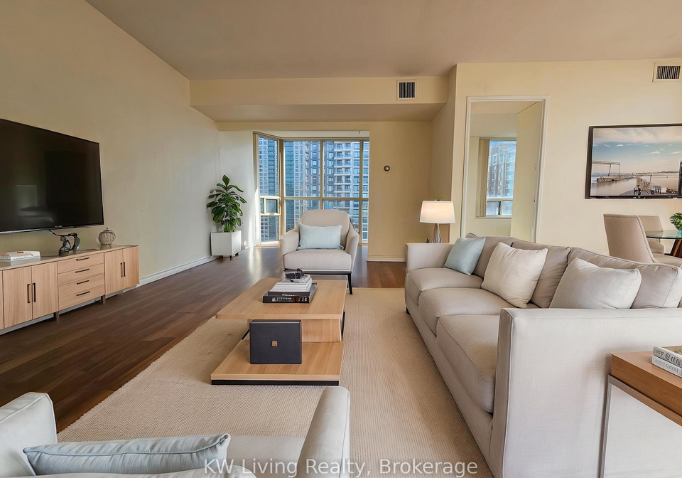 285-enfield-place-mississauga-ontario-w13422116