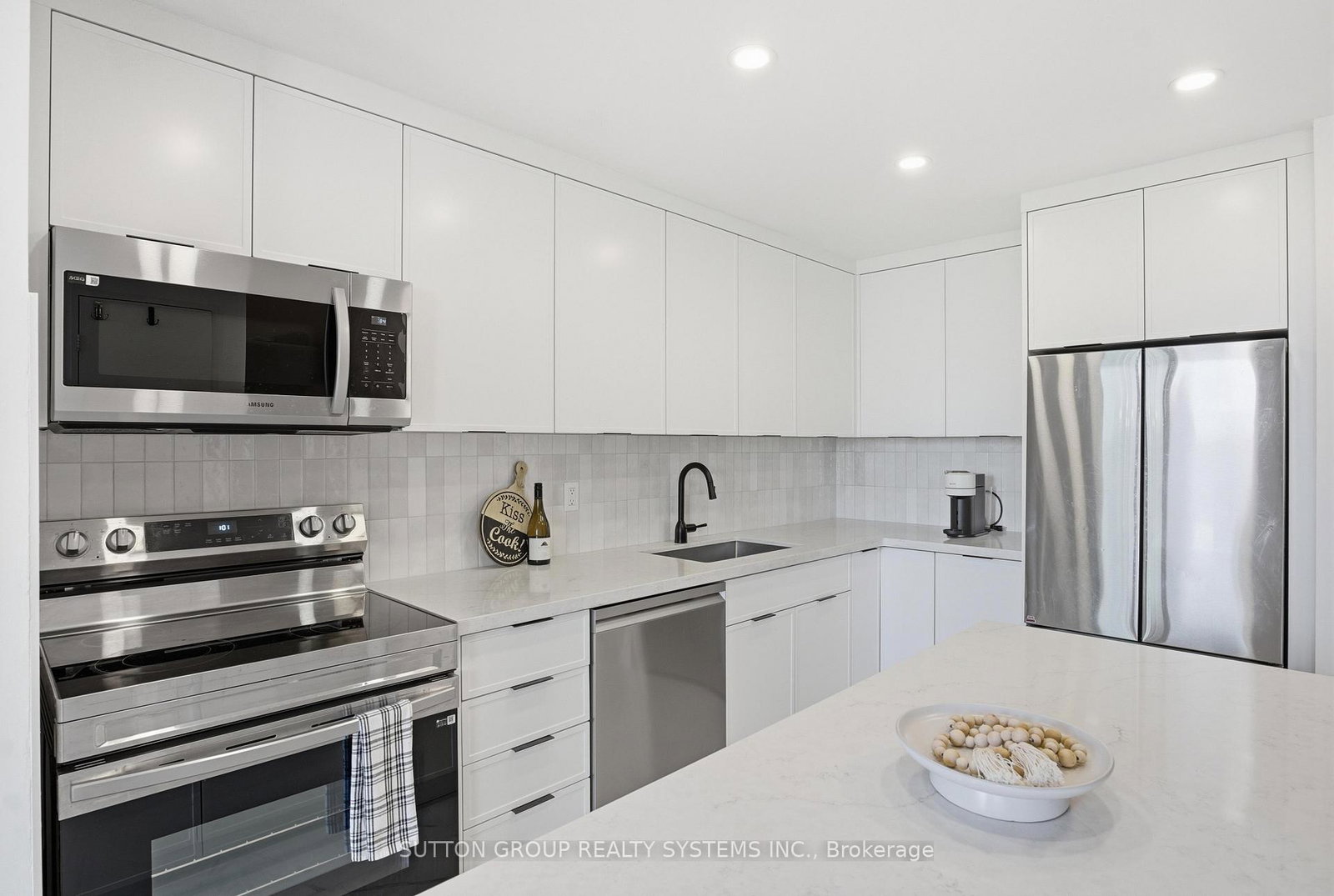 60-southport-street-toronto-ontario-w13422144