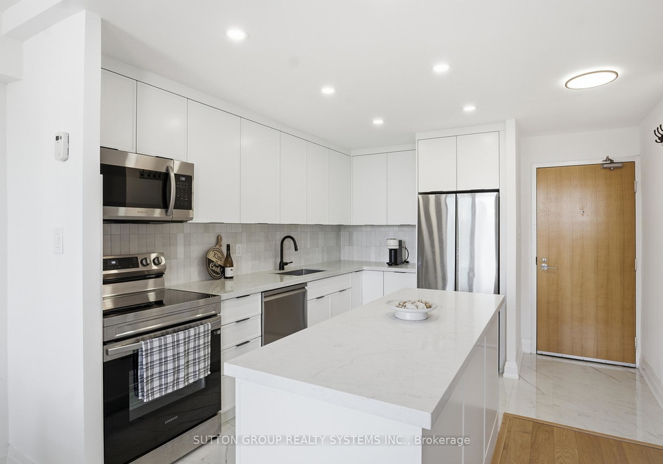60-southport-street-toronto-ontario-w13422144