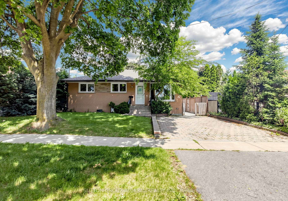 34-paragon-road-etobicoke-ontario-w13422180