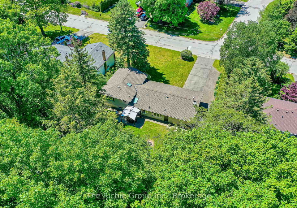34-hilltop-drive-caledon-ontario-w13422264