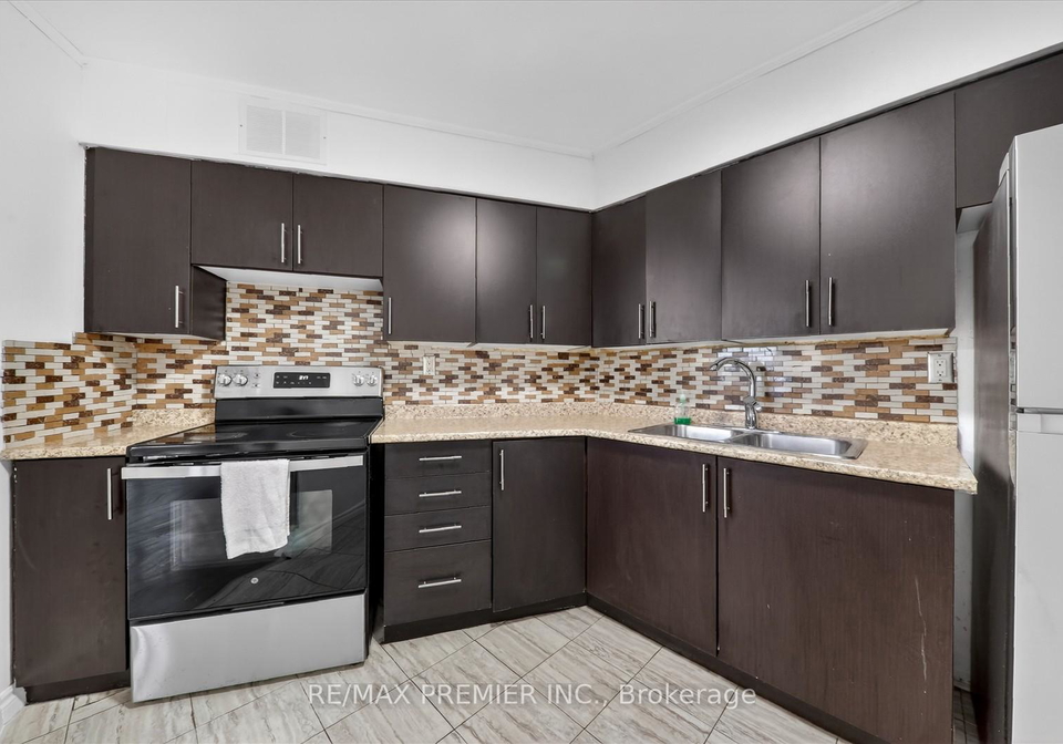 3555-derry-road-mississauga-ontario-w13422320