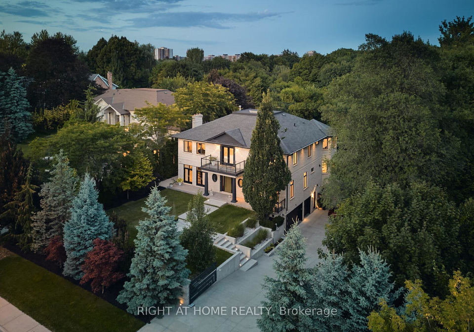 1305-royal-york-road-etobicoke-ontario-w13422460