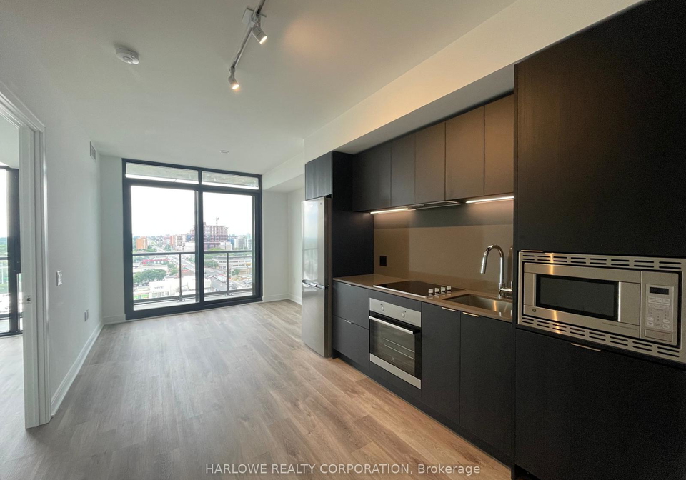 86-dundas-street-e-mississauga-ontario-w13422516