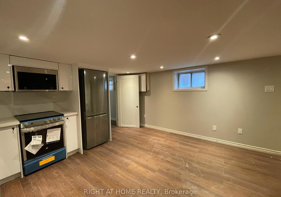807-dupont-street-toronto-ontario-w13422586