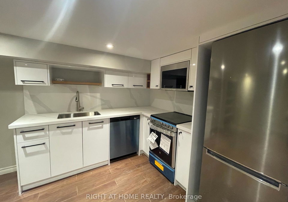 807-dupont-street-toronto-ontario-w13422586