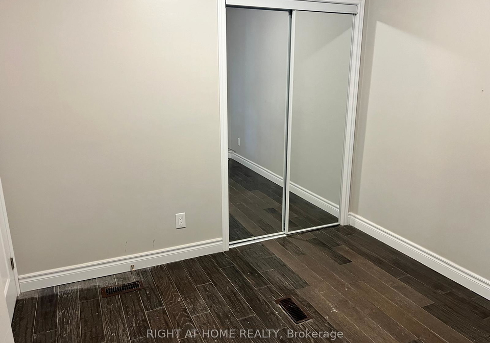 495-salem-avenue-n-toronto-ontario-w13422596