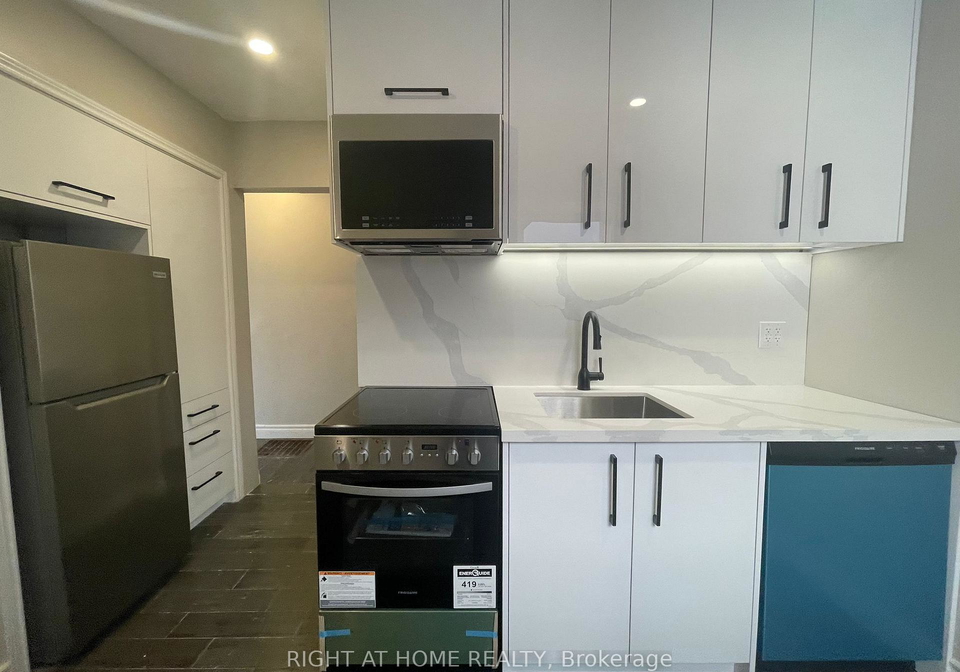 495-salem-avenue-n-toronto-ontario-w13422596