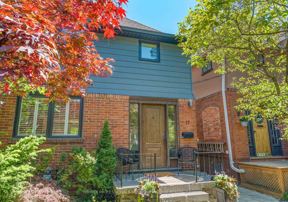 17-lincoln-avenue-toronto-ontario-w13422654