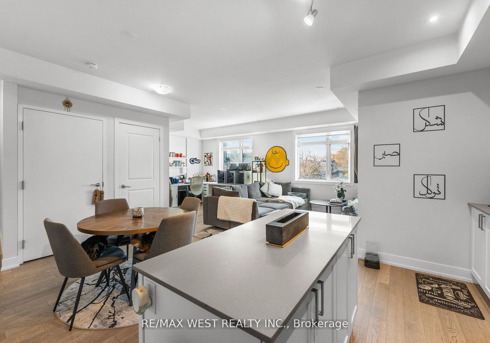 1062-douglas-mccurdy-common-mississauga-ontario-w13422734