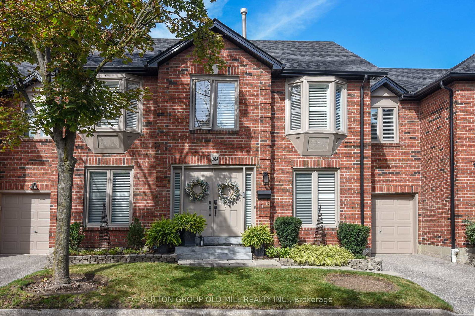 4635-regents-terrace-mississauga-ontario-w13423130