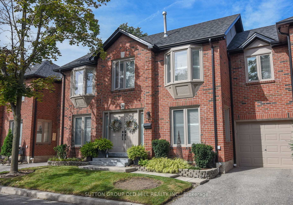 4635-regents-terrace-mississauga-ontario-w13423130