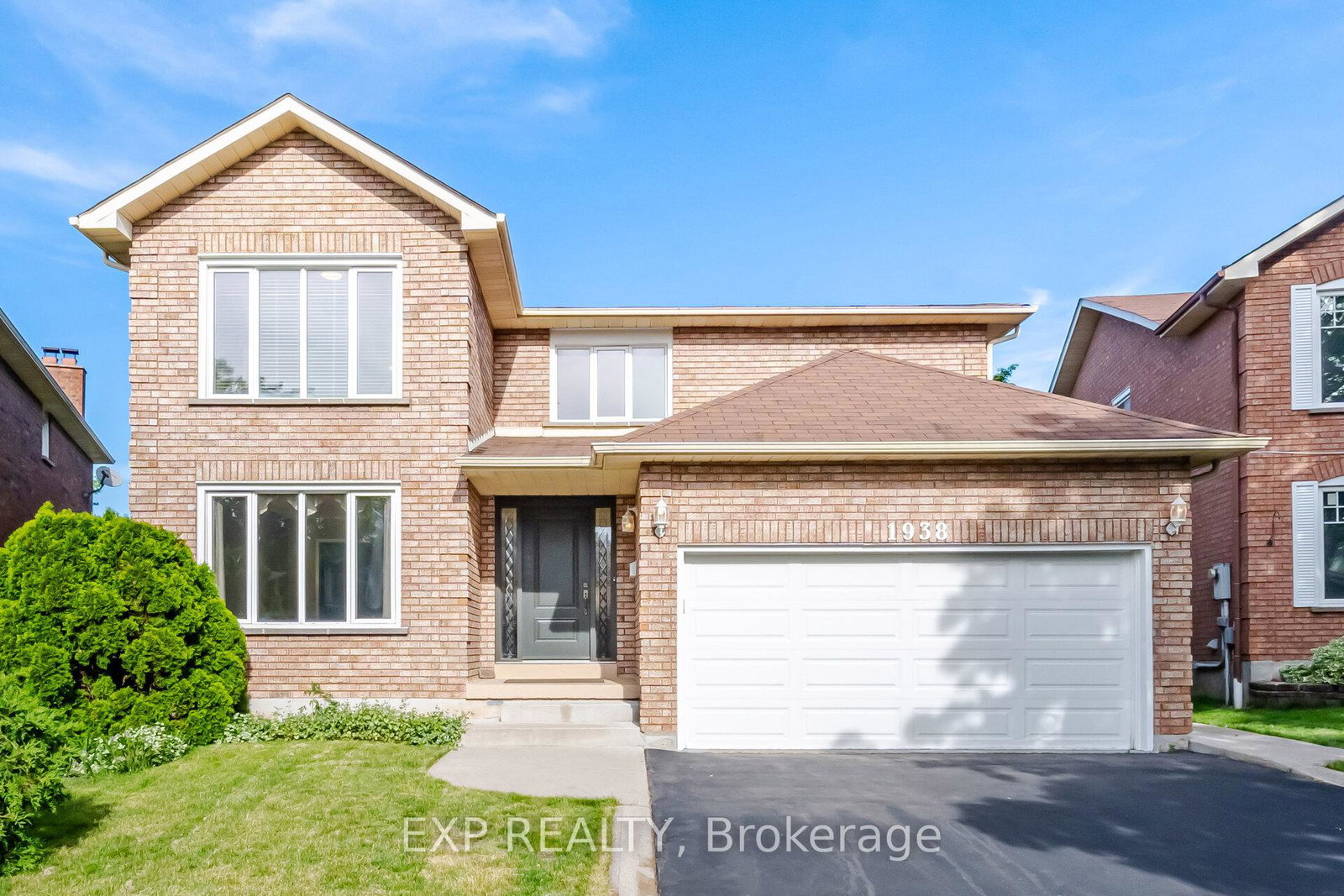 1938-kempton-park-drive-mississauga-ontario-w13423458