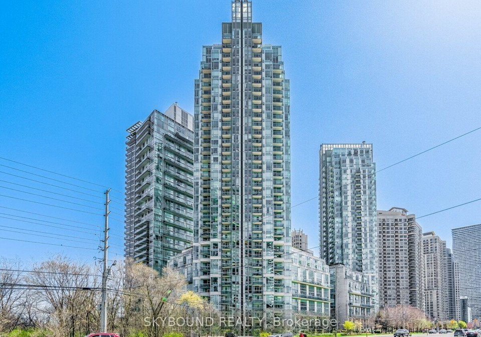 220-burnhamthorpe-road-mississauga-ontario-w13423460