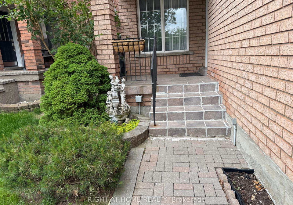 5392-marblewood-drive-mississauga-ontario-w13423528
