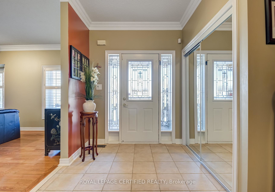 2-orchard-park-gate-brampton-ontario-w13423640