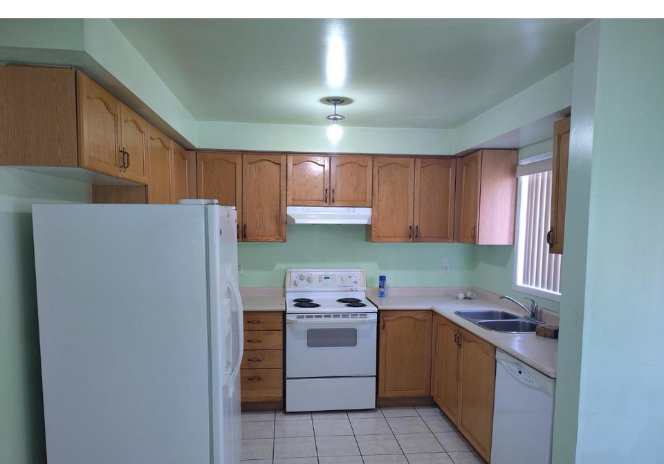 144-dells-crescent-brampton-ontario-w13423698