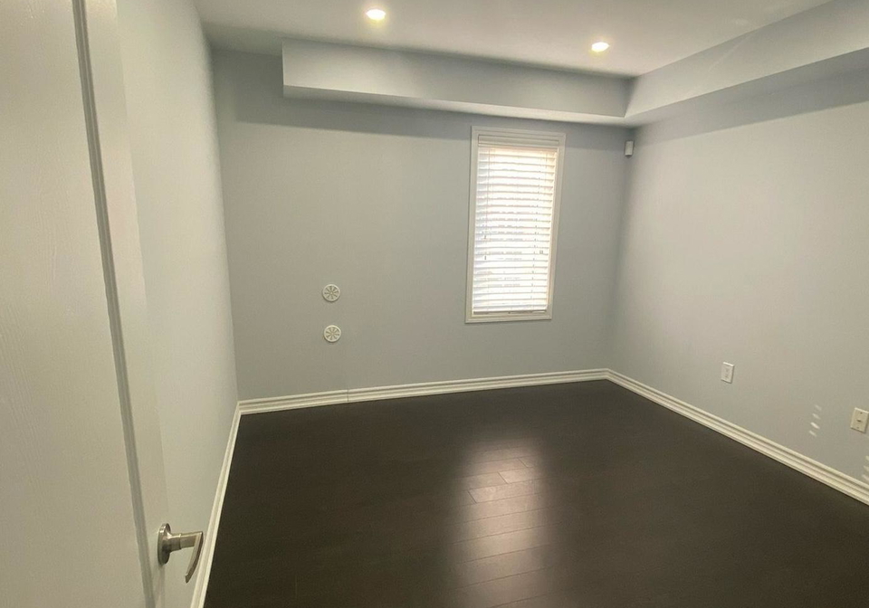 1-adios-gate-brampton-ontario-w13423724