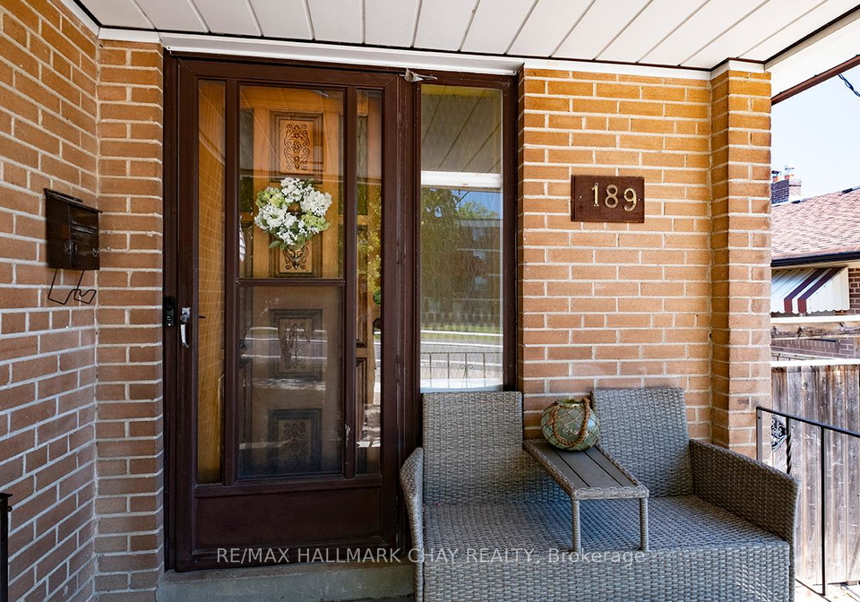 189-sentinel-road-york-ontario-w13423902