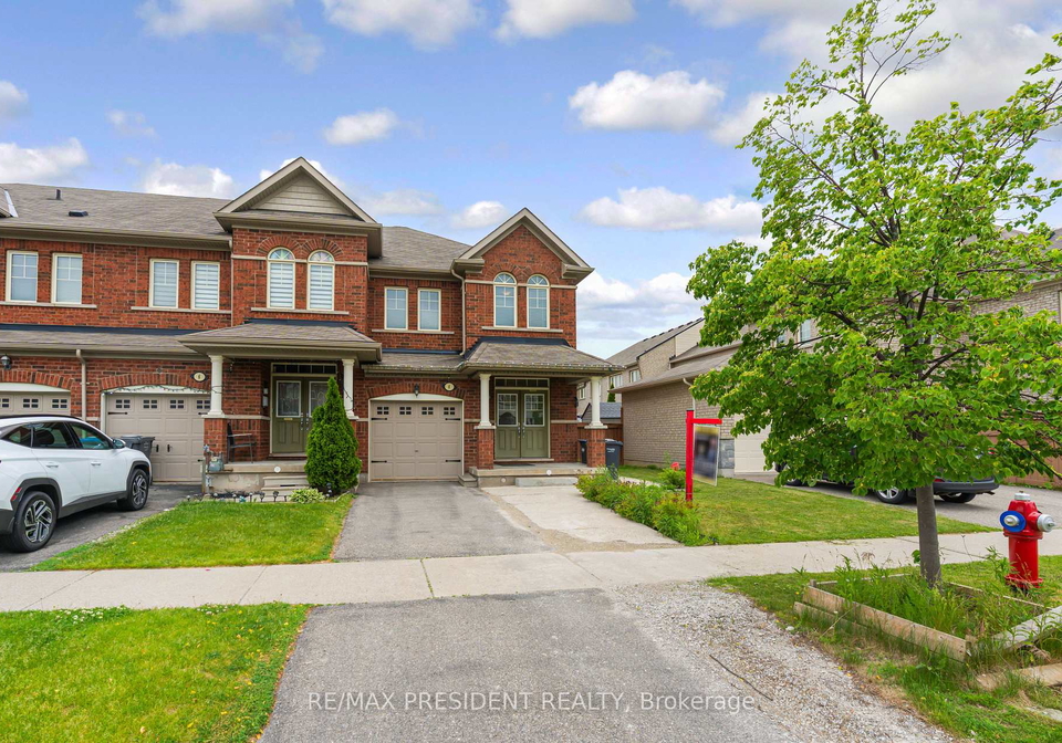 4-pendulum-circle-brampton-ontario-w13424104