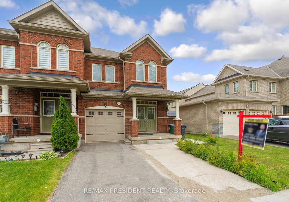 4-pendulum-circle-brampton-ontario-w13424104