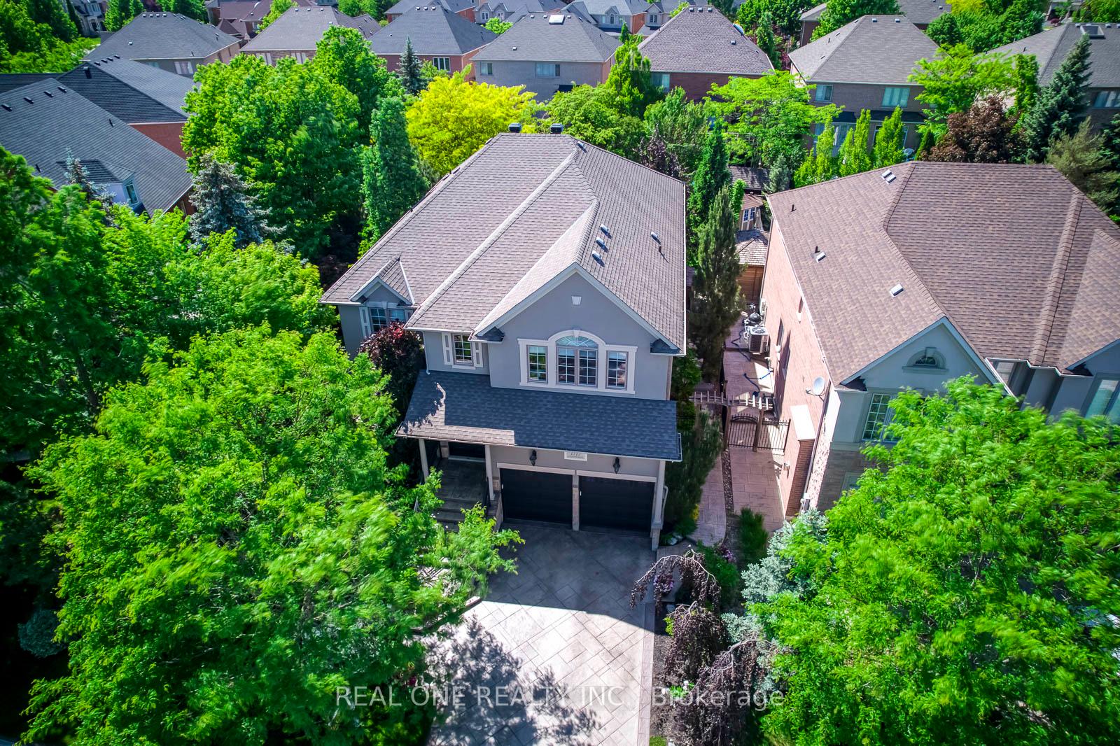 1517-craigleith-road-oakville-ontario-w13424220