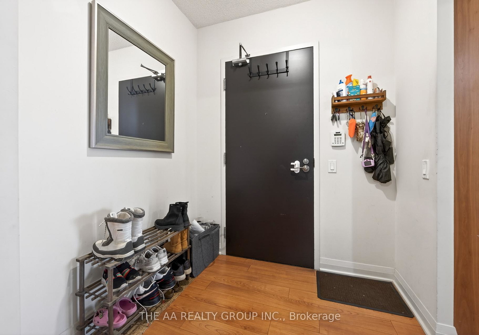 5-valhalla-inn-road-etobicoke-ontario-w13424242