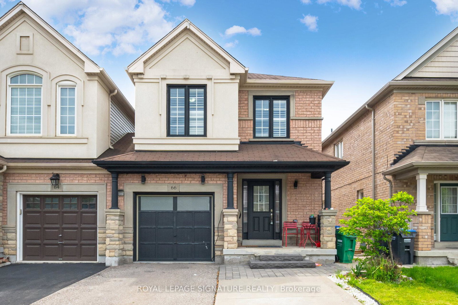 66-lightcatcher-circle-brampton-ontario-w13424284